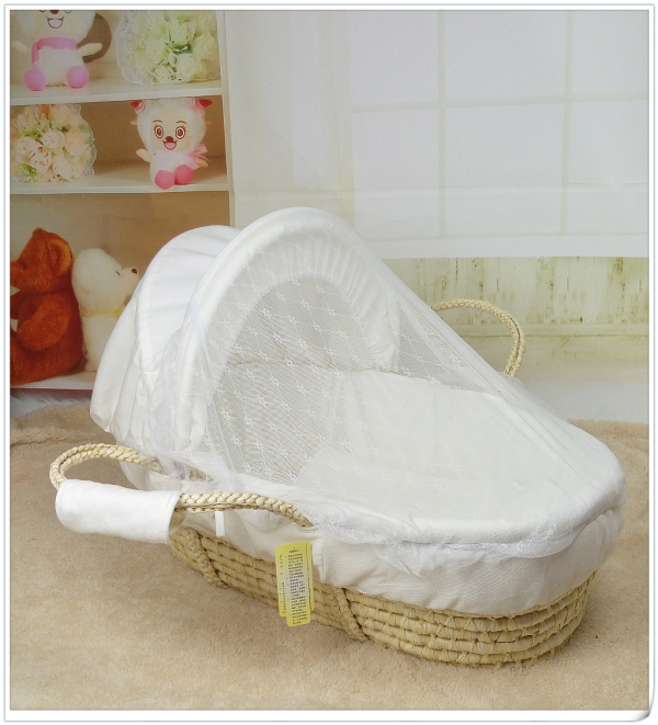 Princess bed baby basket sleeping basket baby basket portable basket baby cradle bed waffle car carrying basket