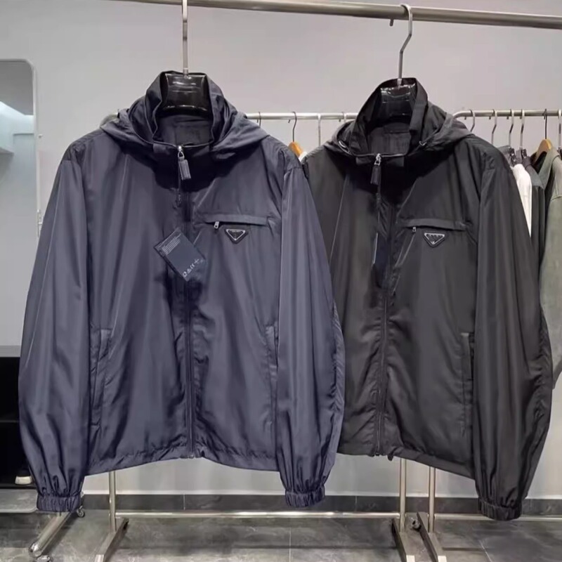 The Store's Main Focus Is on the 2026 Spring New Collection of Men's Lightweight Business Casual Fashion Loose Hooded Jackets