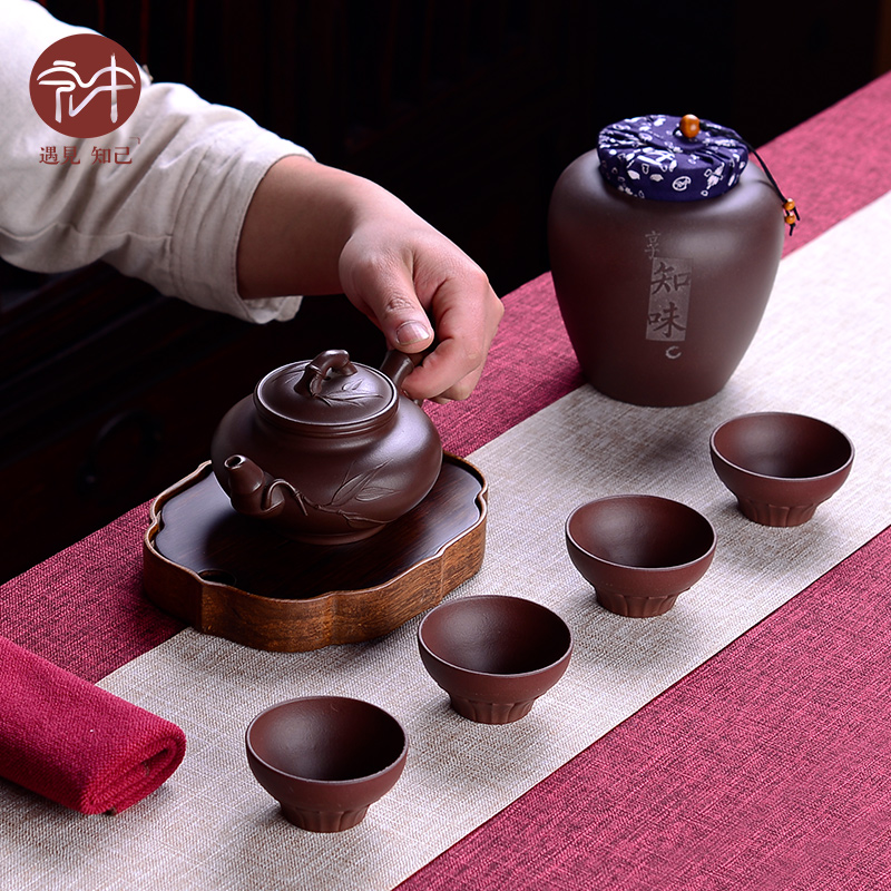 Macro new yixing ore old purple clay are it in the manual household kung fu teapot sakura, pot