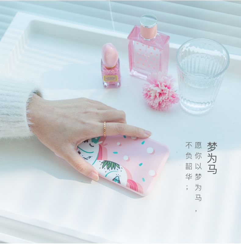 VOIA sạc sáng tạo kho báu 10.000 mA siêu mỏng nhỏ gọn cầm tay nhỏ mô hình cô gái phim hoạt hình di động OPPO Huawei của Apple vivo phí điện thoại di động phổ biến điện thoại di động đèn flash - Ngân hàng điện thoại di động sạc dự phòng 50000mah