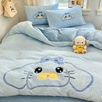 Ушастая крысиная собака синяя [Полотенце с вышивкой, большой вариант]