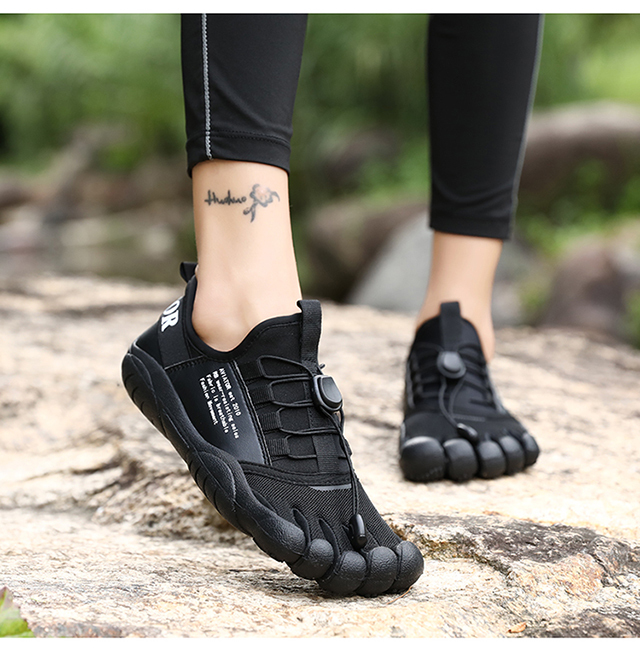 New Aviator Five-Finger Shoes with Free Shipping, Casual Breathable Non-Slip Wear-Resistant Ultra-Light Shoes for Couples, Suitable for All Seasons, Men and Women New Aviator Five-Finger Shoes with Free Shipping, Casual Breathable Non-Slip Wear-Resistant Ultra-Light Shoes for Couples, Suitable for All Seasons, Men and Women