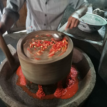 Wuyuan Lushan Nongjia fresh pepper Stone Mill chili sauce 400 grams (3 to 5 days shipped)
