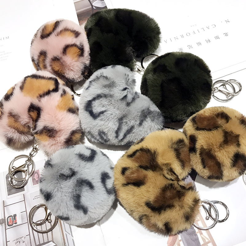Fashionable Leopard Print Fur Ball Bag Charm, Heart-Shaped Keychain Pendant, Hat Accessory, Bag Accessory, Trendy Car Hanging Ornament