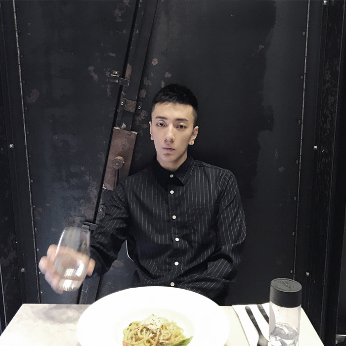 大花小花定制男装17新款 面料炒鸡好的长袖竖条衬衫 3色入独家款