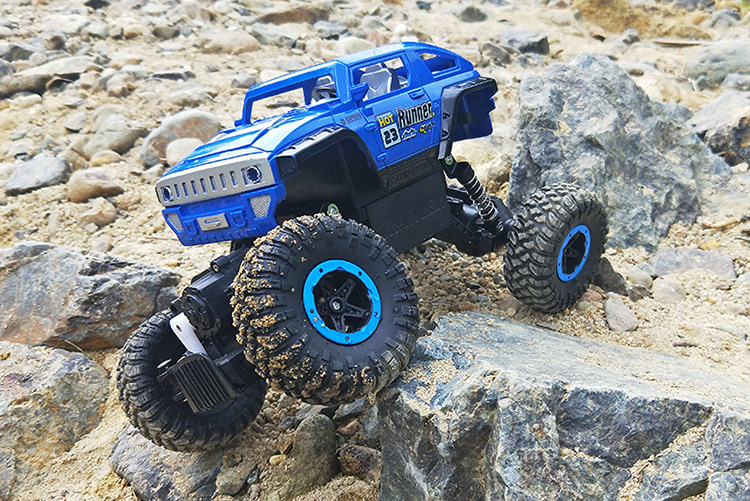 Điều khiển từ xa xe đồ chơi bốn bánh lái xe off-road sạc mã lực lớn leo lên chân đua lớn chống lại mô hình cậu bé rơi đồ chơi con gái