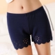 Mùa xuân và mùa hè quần an toàn ba điểm chống ánh sáng là những quý cô gầy mặc quần legging size lớn bó sát bảo hiểm quần short mỏng mùa thu