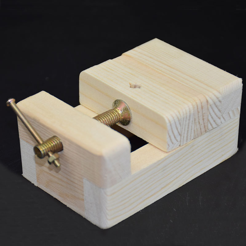 Solid wood printing bed engraving bed imprinted stone fixing tool seal engraving nuclear engraving introductory auxiliary engraving clamp