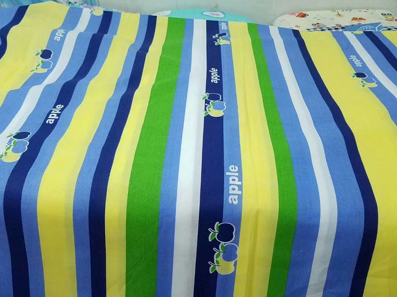 Striped Apple Pure Cotton Plain Weave Cloth students All cotton beds Bedding Process Sheets are set up for three sets by pillowcase