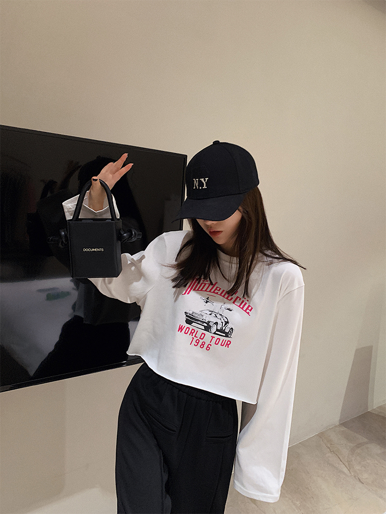 Small chant customised American retro pure cotton short version T-shirt woman 2022 Summer thin section Loose Casual Open-navel Long Sleeve Blouse