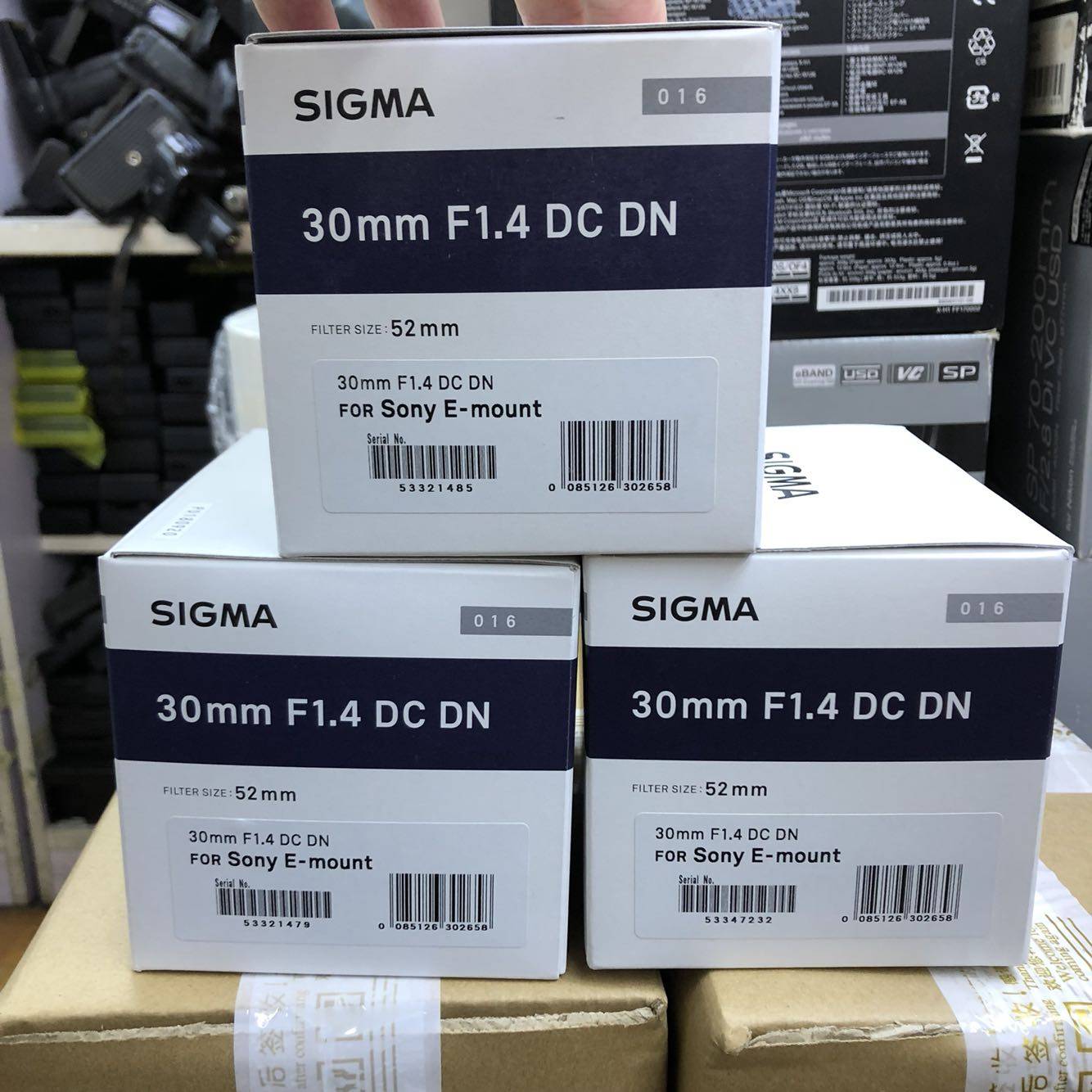 Seahorse 30mm F1 4 DC DN E lip color 99 New support for change of purchase 30 1 4 16 1 4 56 1 4