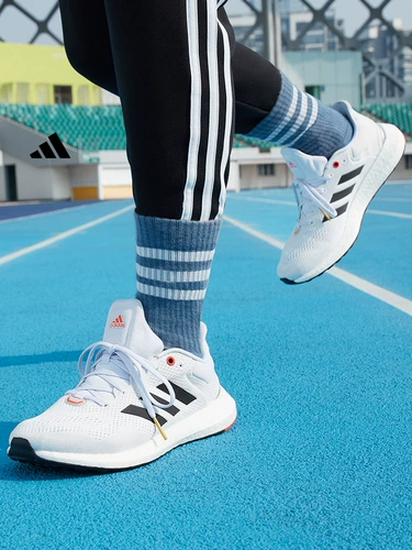 Adidas, комфортная спортивная обувь для отдыха