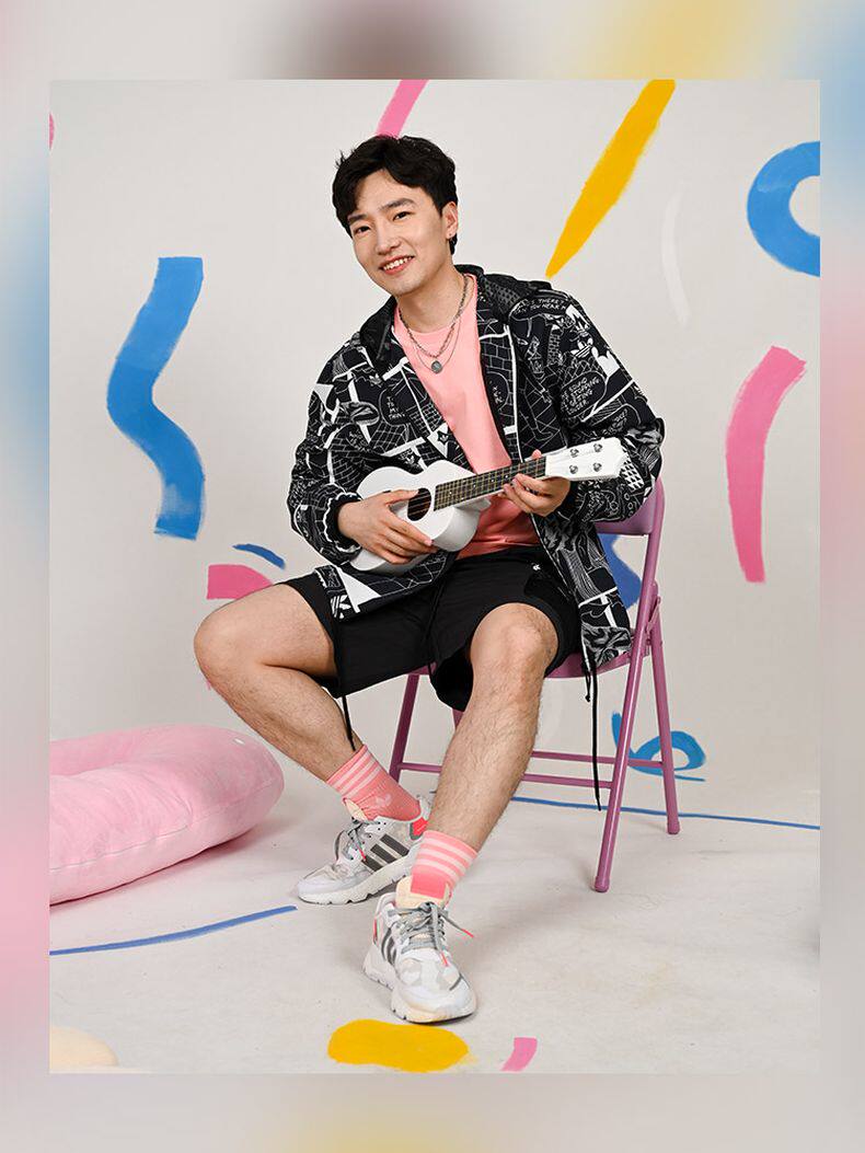 阿迪达斯 三叶草 NITE JOGGER 男女经典运动鞋 全掌BOOST中底 图1