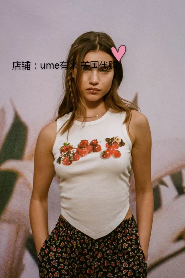 Urban outfitters fruit strawberry pattern large backless lace-up vest sleeveless T-shirt Somi same style