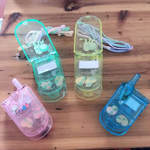 Nostalgic inventory clamshell mobile phone modeling pencil sharpener Rotary pen sharpener Pencil sharpener Pencil sharpener Stationery collection