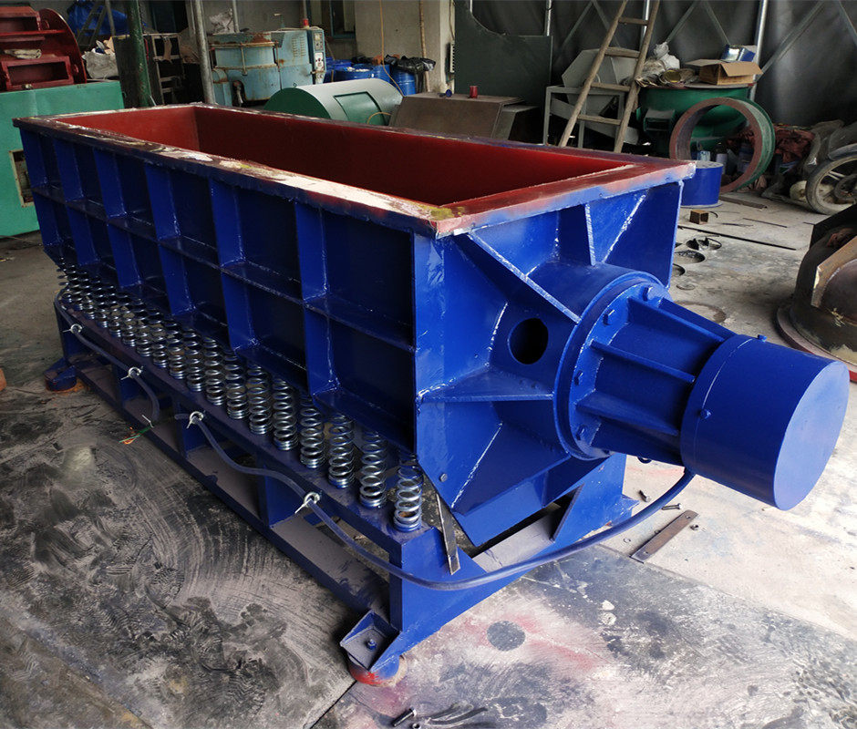 Groove-type vibrating machine shake grinding polishing machine strip vibration grinding machine shaking photofinishing machine trough polishing machine