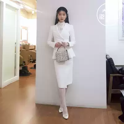 South Korea AVOUAVOU IU same 19 autumn skirt A0D4047MX Korean bubble gum H901