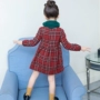 Cô gái mùa đông 2018 mới của trẻ em Hàn Quốc kẻ sọc dày cộng với váy nhung trong váy trẻ em váy len bé gái