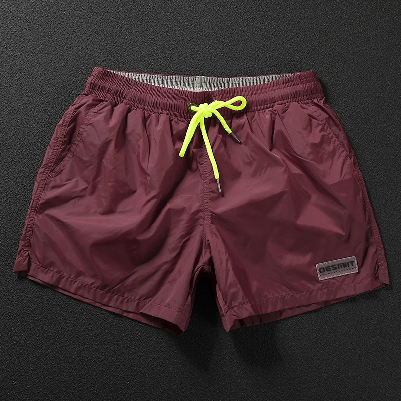 Жёл shorts?