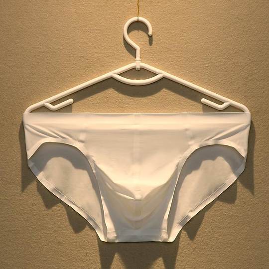 日本冰丝男士内裤夏季超薄无痕三角裤青年个性舒适透气中腰短裤头