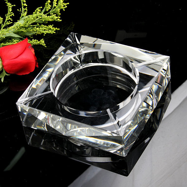 Fashion crystal ashtray Creative high-grade practical ashtray European living room custom LOGO gift