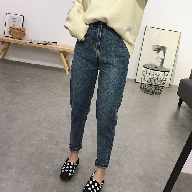 Một Tuosheng Bi khuyên! Quần jeans nữ màu xanh Harlan bị bó chân thẳng và quần denim rách. chân váy bò