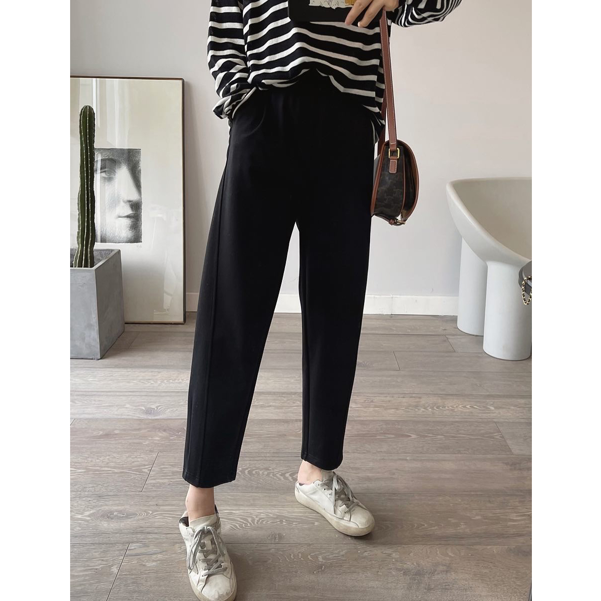 Juxian thin and loose nylon Roman cloth small black pants women's autumn new products elastic high waist straight pants suit casual pants