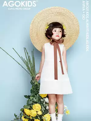 Photo studio children's wedding photography props retro travel location big hat oversized hat brim belt flat roof beach straw hat