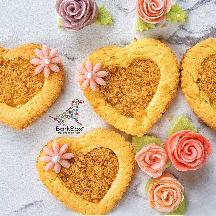 Pooch Snacks BarkBox Pets Homemade Biscuits Heart-shaped Cheese Meat Pine Cookie Pooch Rewards 250g