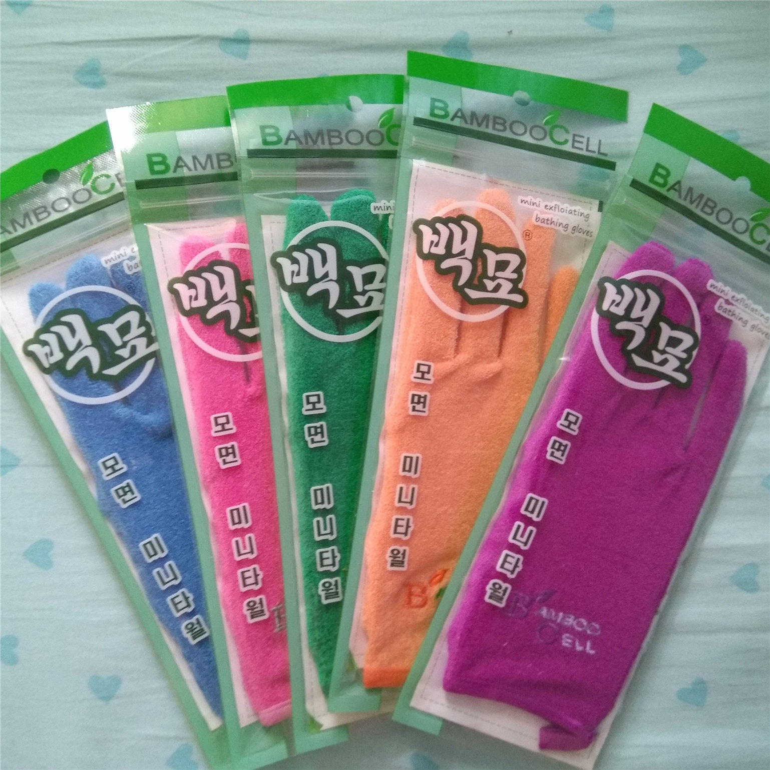 South Korea's five finger women free of rubbing bath towels with bath towel rubbing back gloves powerful rubbing and bifacial adults