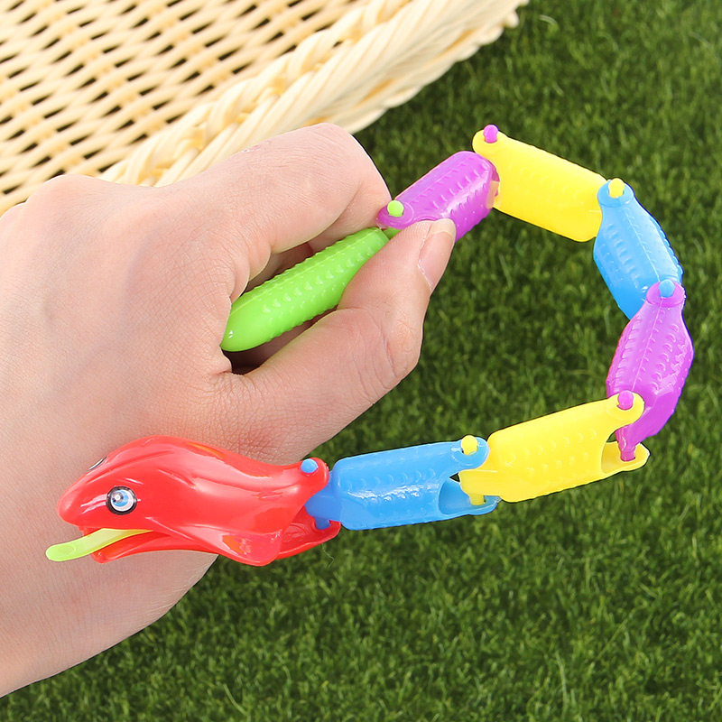 Creative whole children toys fun swing snake simulation plastic snake spoil scaring people's gift place stall source