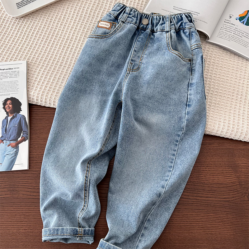 男の子の柔らかい四面ストレッチジーンズ、スポーツに制約なし〜中・大サイズの子供用ライトブルーゆったりカジュアルロングパンツ