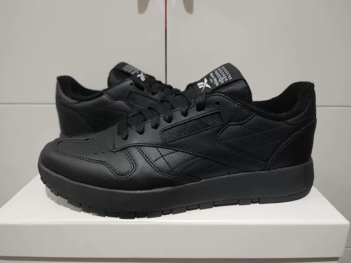 maison margiela reebok CL Tabi Stewn Maggie спортивная обувь для отдыха H04864