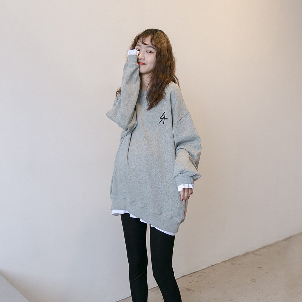 Maternity sweater mid-length version spring and autumn new Korean version fake two-piece round neck pullover long-sleeved top loose large size tide mom