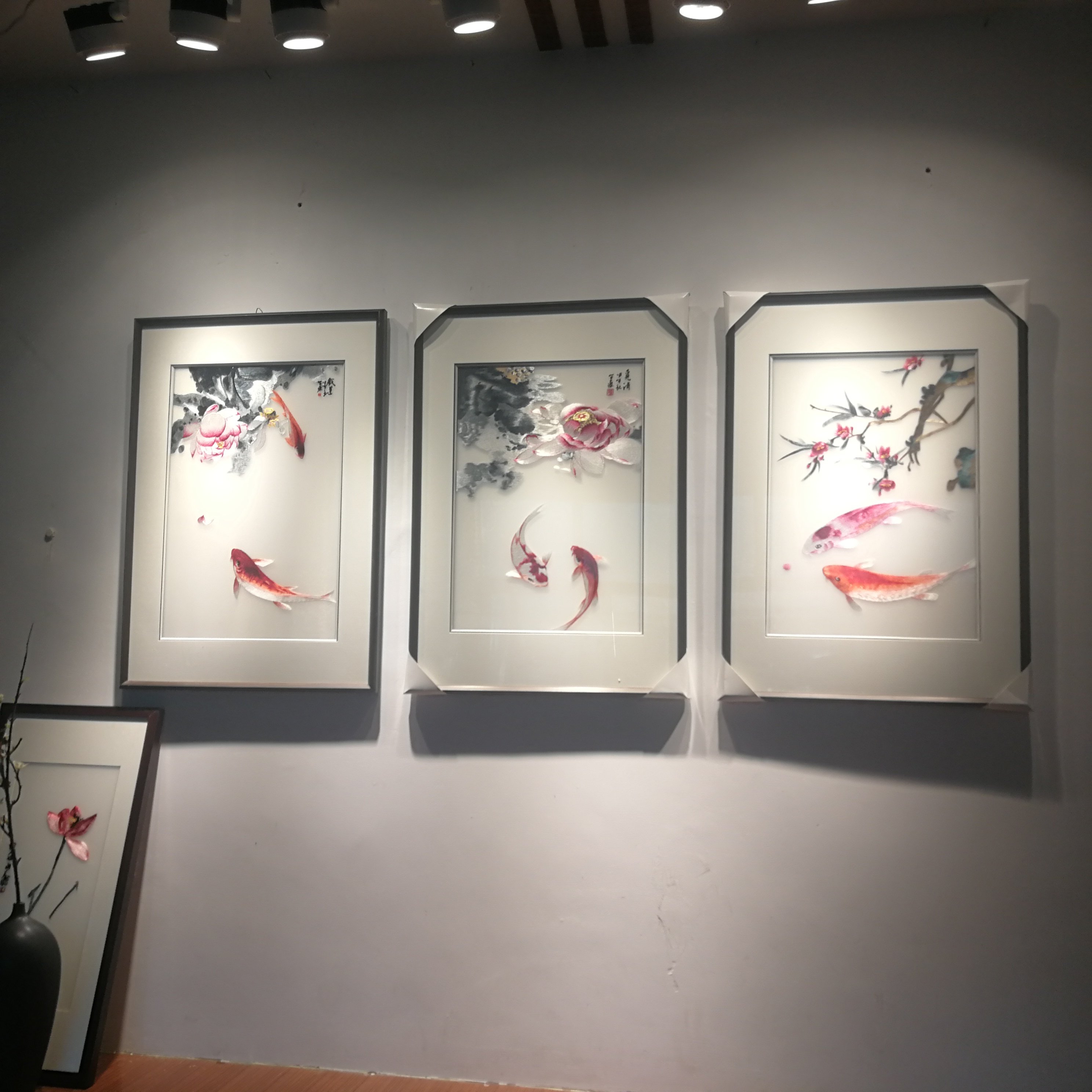 Su Embroidery Brocade Carp Jumping Wave New Chinese Living Room Decoration Painting Finished Sofa Background Villa sample room hanging wall Living room