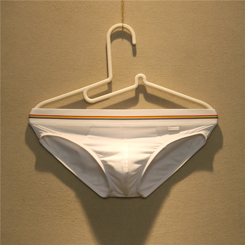 Men's Pure Cotton Breathable Underwear Low-Rise Sexy Simple Sports Briefs Youth Personality Trendy Solid Color Underwear