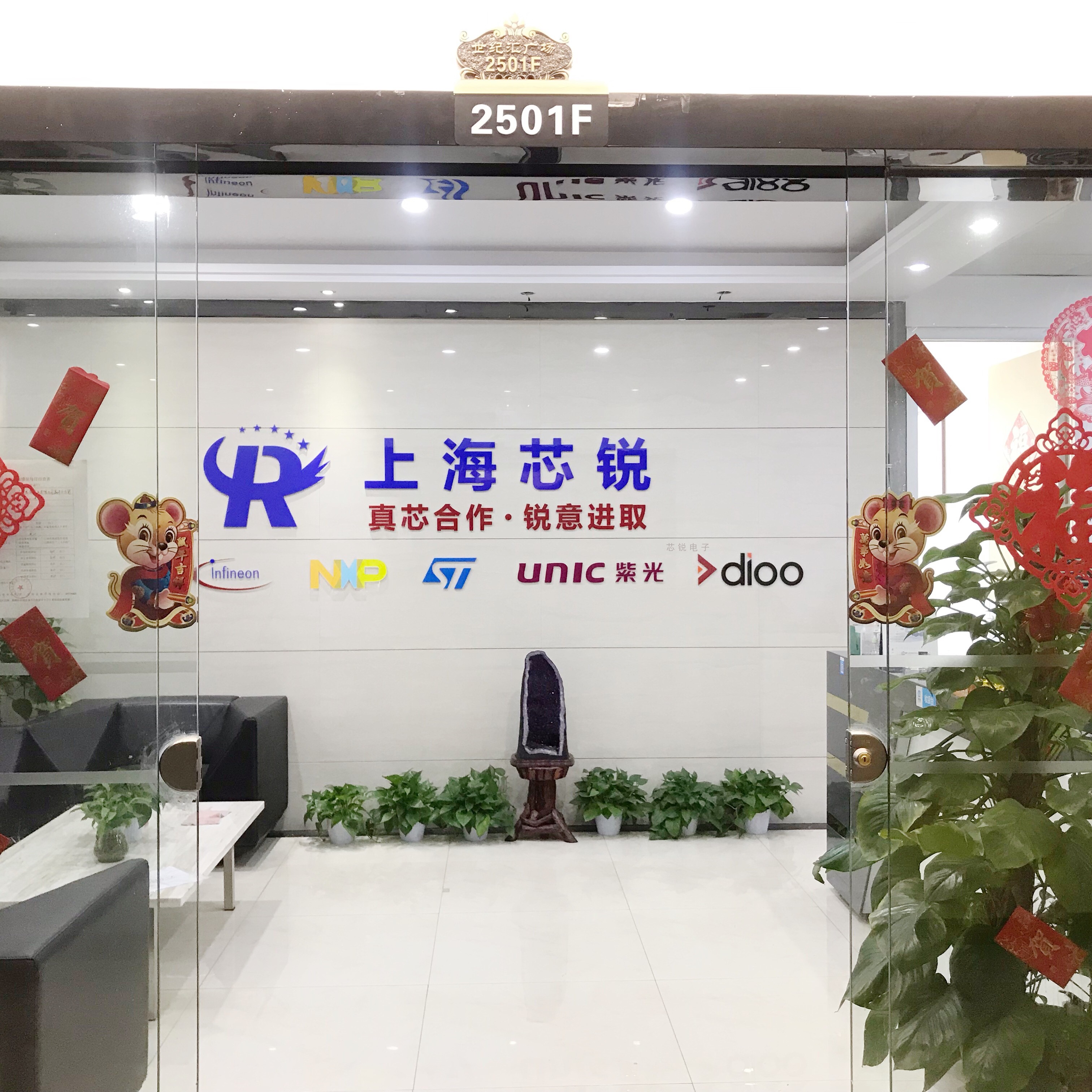 CF60-T220N4D CF60-T220N4D (12VDC 12VDC 560MA 60 * 60 * 25) CANON 18701750836 