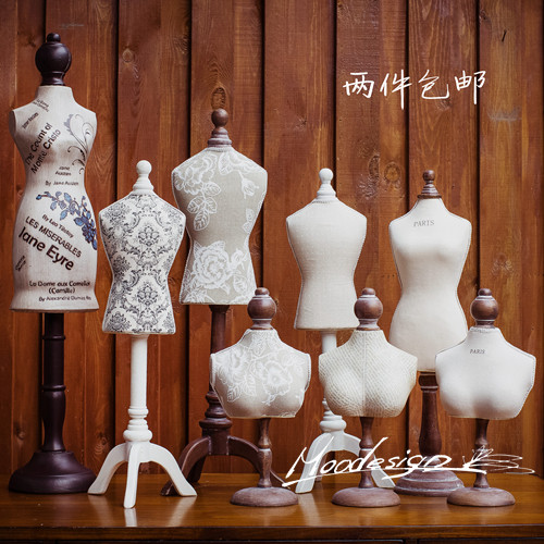 American countryside as an old home Residence Decoration Pendulum retro model Jewelry Rack Window Decoration Display Props