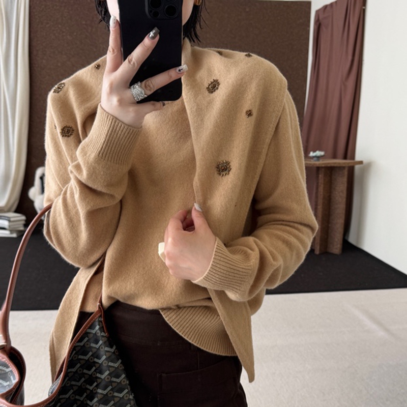 Korean-Style High-End Two-Piece Sweater Set for Women, Detachable Beaded Shawl + Solid Color Wool Knitwear, 100% Wool Korean-Style High-End Two-Piece Sweater Set for Women, Detachable Beaded Shawl + Solid Color Wool Knitwear, 100% Wool