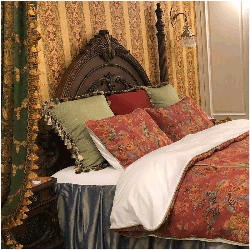 Saint Chiney American large size bedding cover bed skirt flag kit Red retro American imported large flower wedding room