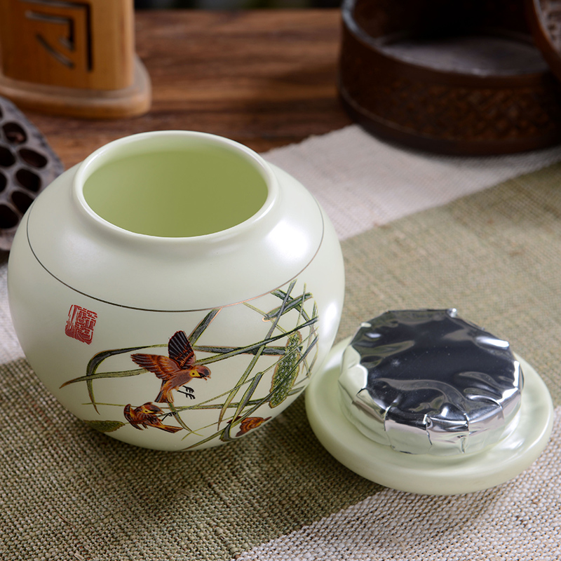 Ceramic tea pot seal in pu 'er tea box, moistureproof, black tea, green grain storage to save the tea pot