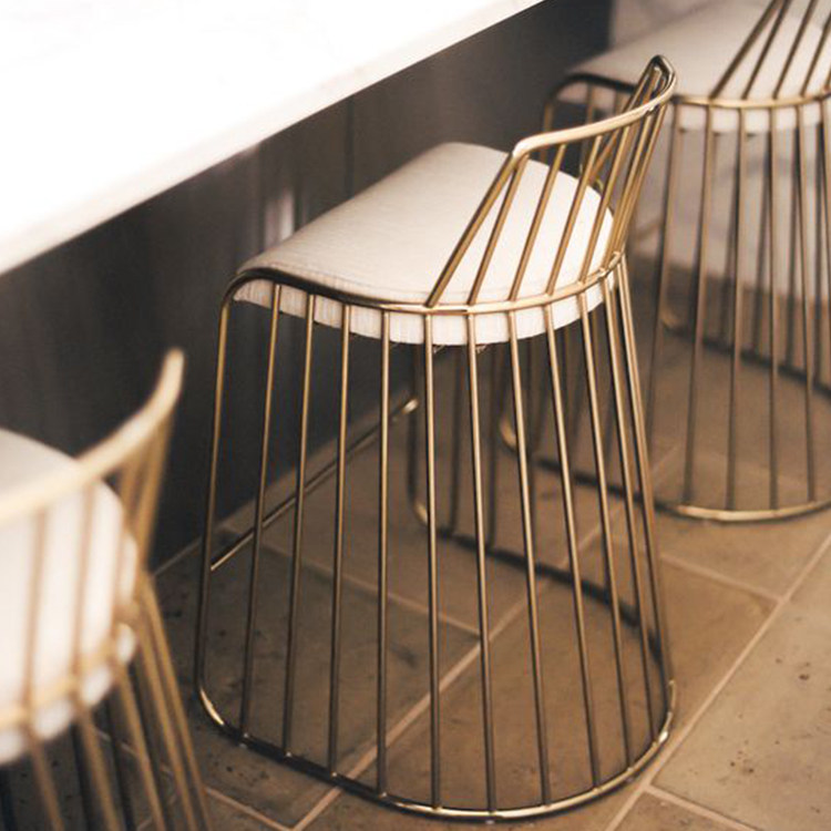 Nordic wrought iron creative simple fashion bar chair stool leisure cafe front desk high stool designer chair