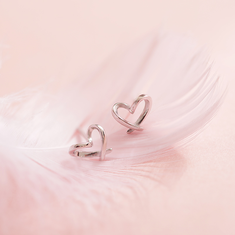 s925 Silver Hollowed-out Loving Ear Pin Brief Personality Ins Little Crowdfresher Students Earrings Han Edition Women's Small Earrings