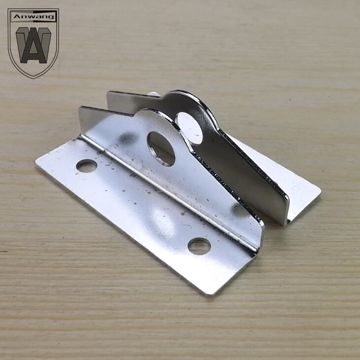 Exquisite iron-plated nose buckle Door buckle snap snap snap snap pair of nose lock Pair of lock buckle Lock buckle Lock nose buckle