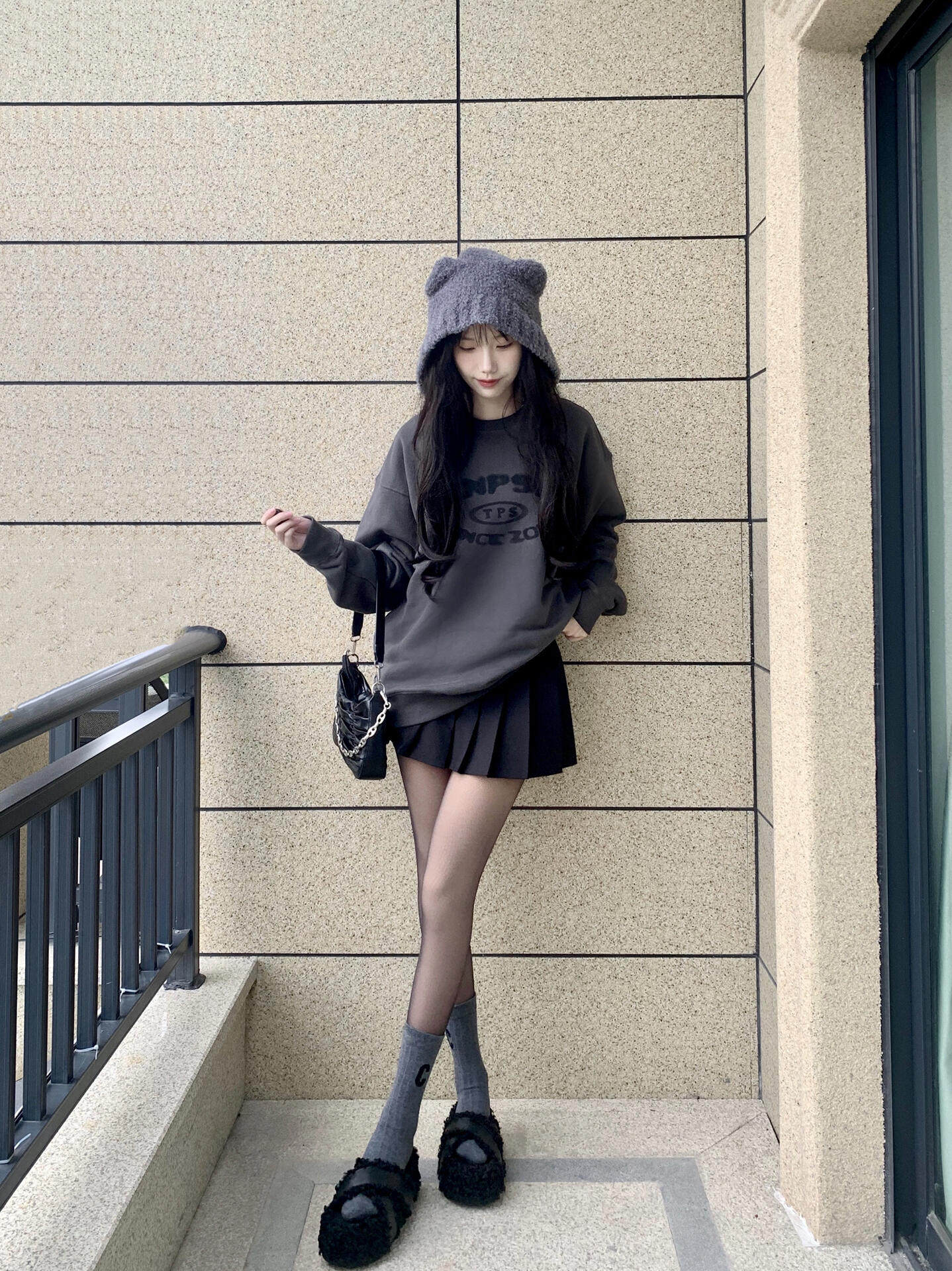 小野和子冬季黑丝光腿神器 加绒双层设计保暖不臃肿 替换装方便实用