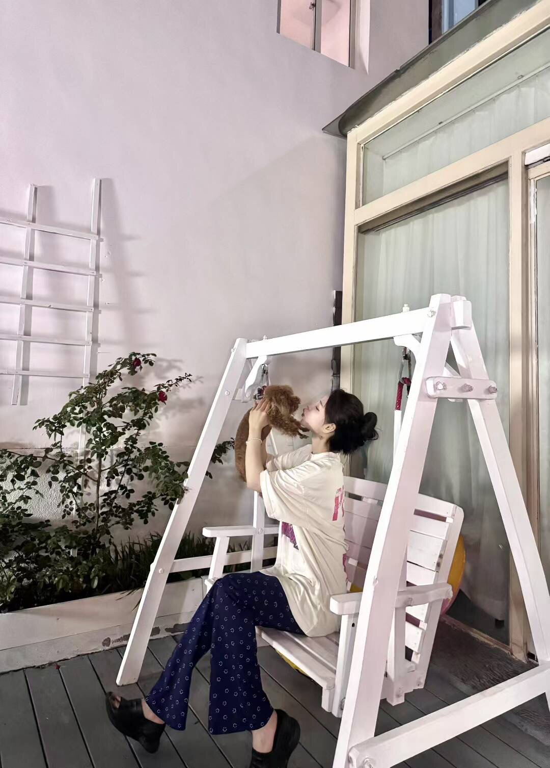 xVESSEL「陆虎同款」双侧标穆勒半拖：内增高松糕的夏日酷飒美学