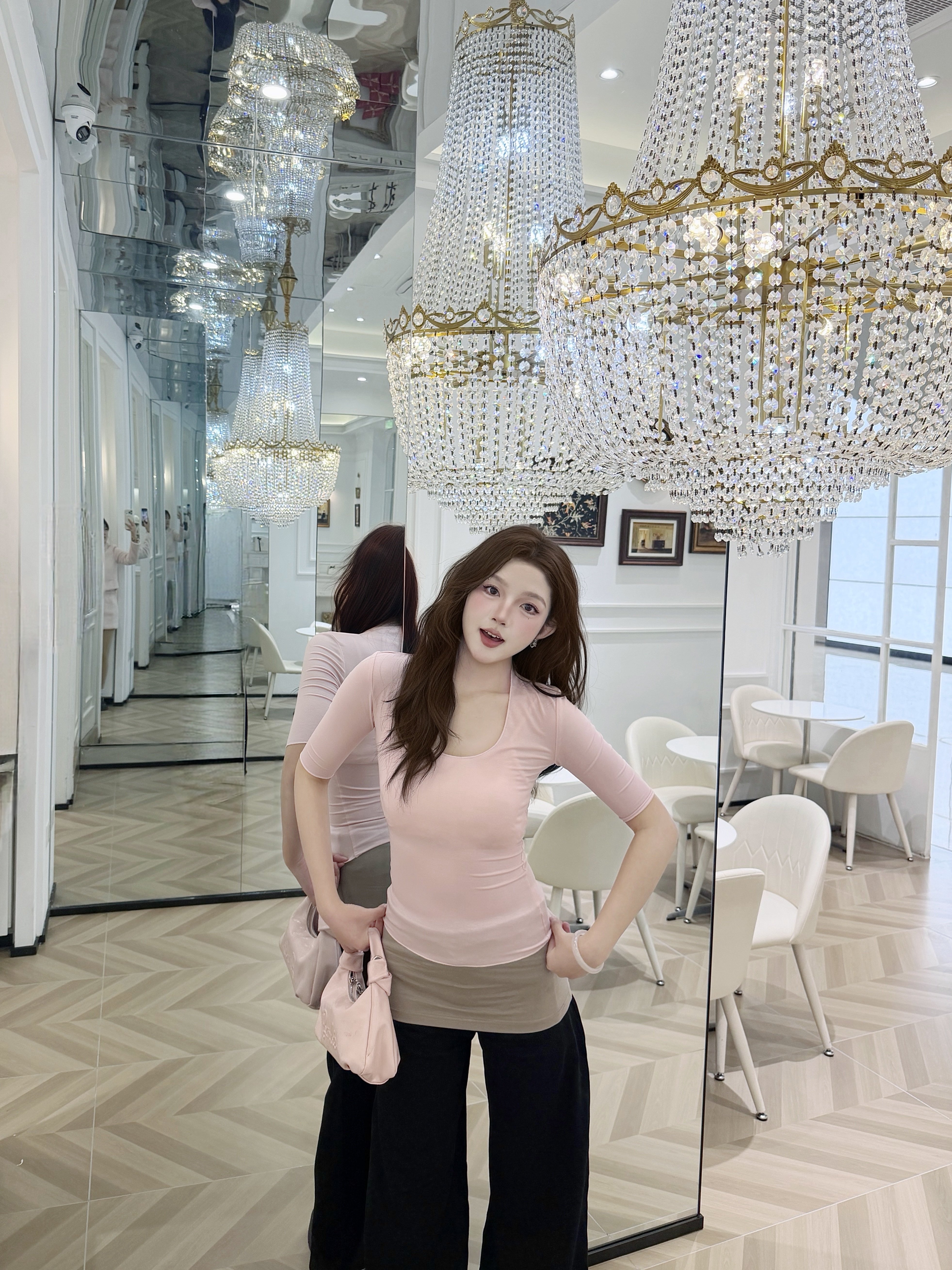 黑泽玄七2026春季新款微胖T恤 大U领设计修饰锁骨更显瘦 五分袖遮肉不勒手臂