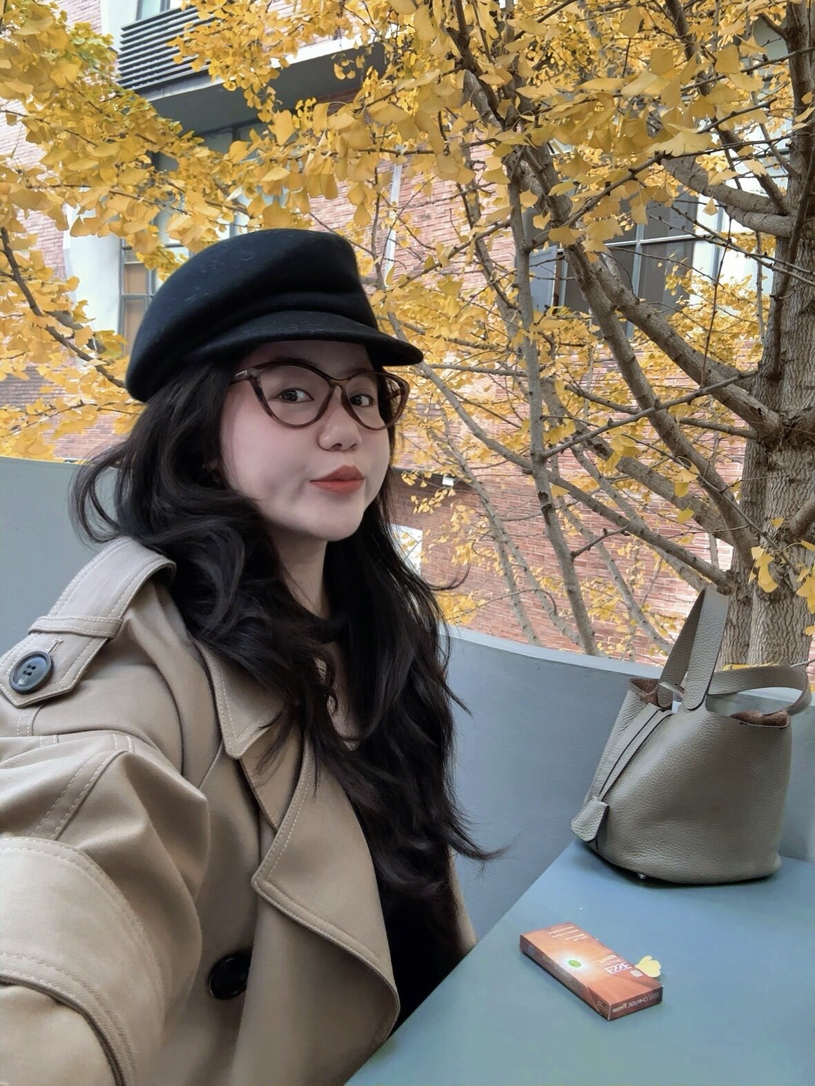 解锁法式优雅密码——周淼ZHOUMIAO"巴黎旧梦"风衣穿搭图鉴