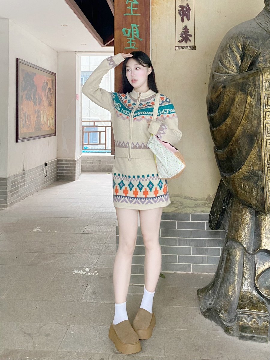 cvrv勃肯包头半拖鞋：7.5cm松糕底的春日慵懒显高美学