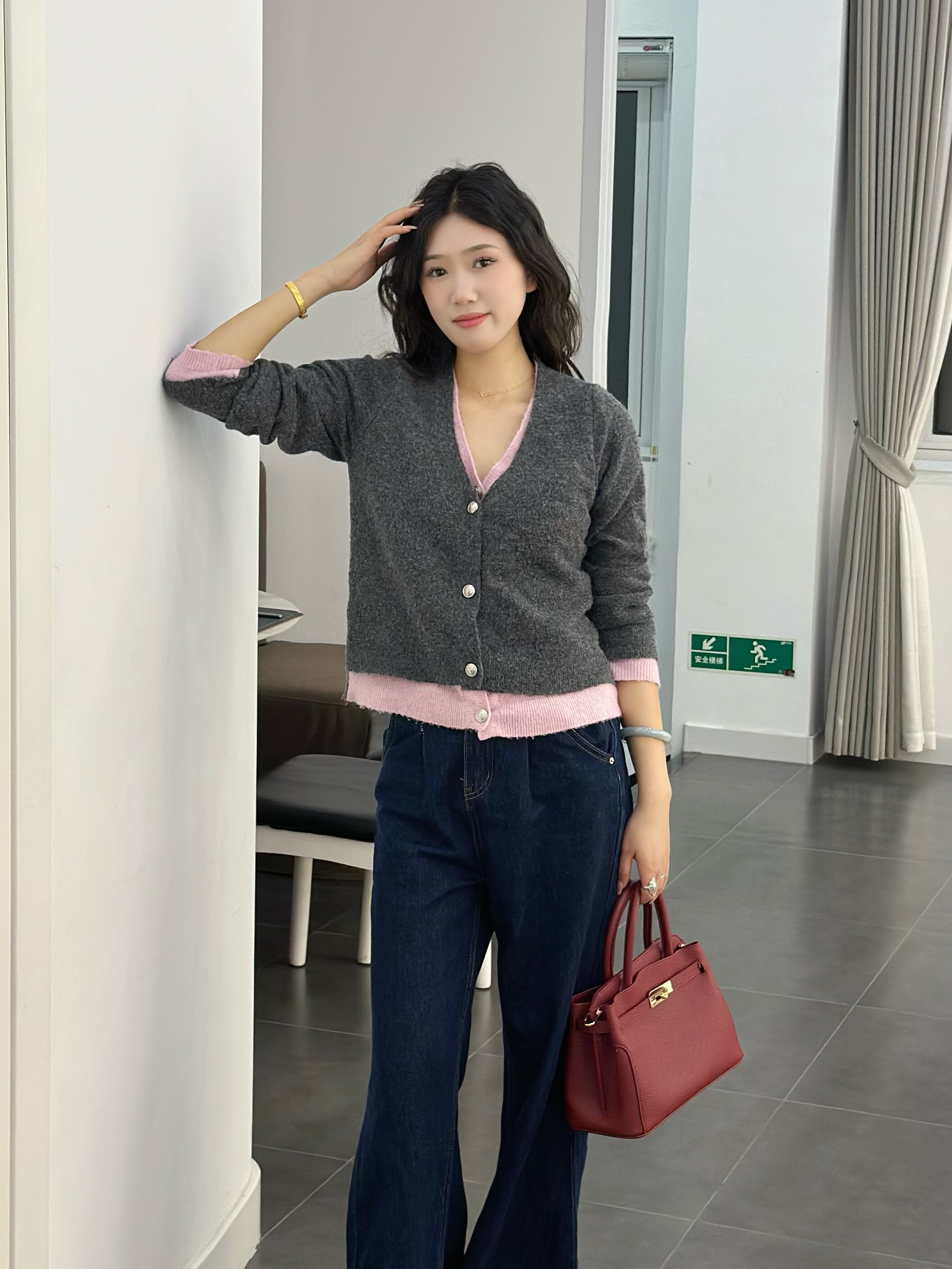 百丽鎏金岁月凯莉包 质感牛皮高级耐磨 大容量通勤 妈妈包婚包两用